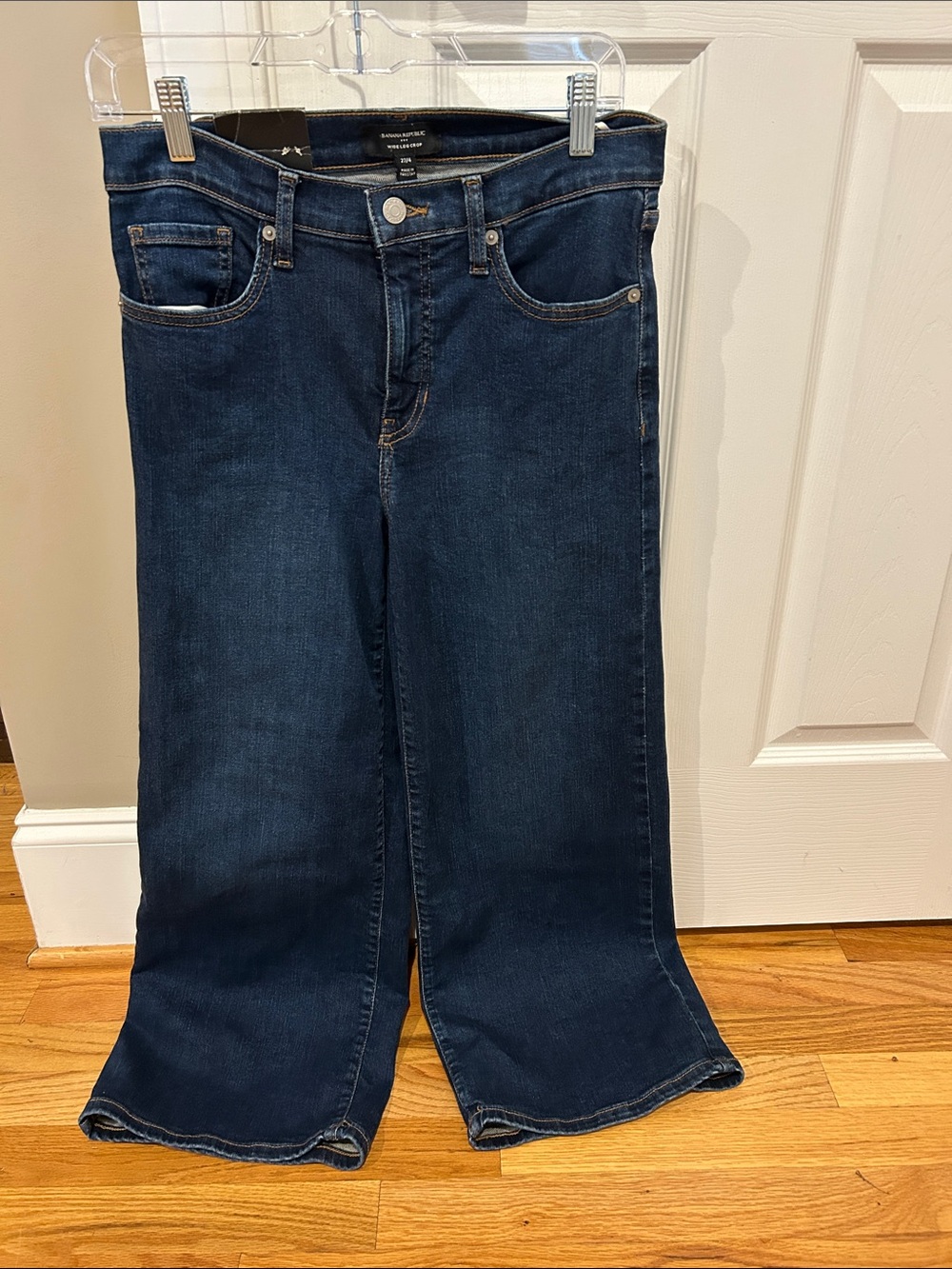 Banana Republic Dark Indigo Wide-Leg Crop Jeans size 27, NWT